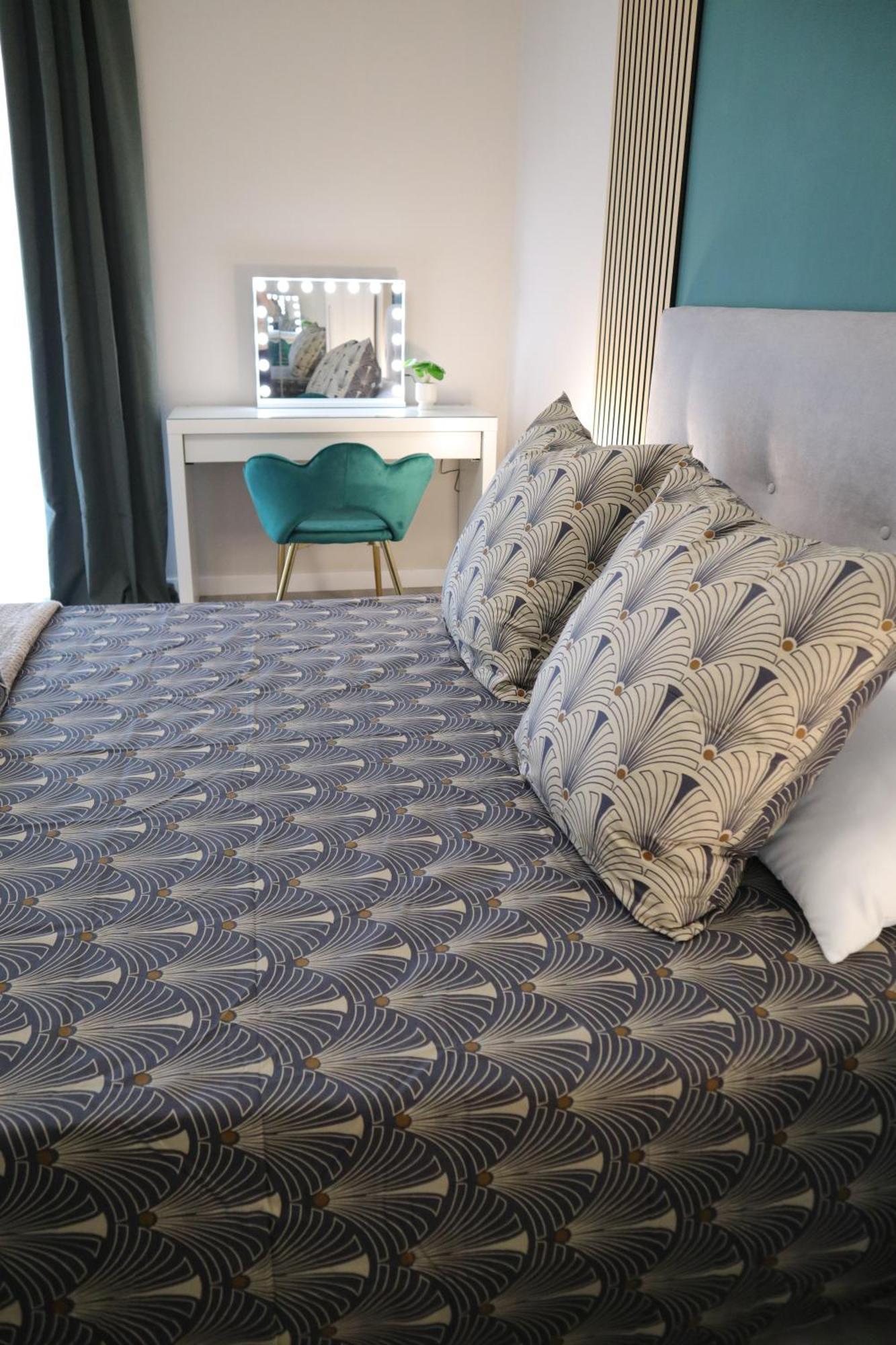 Sara'S Home - Modern Apartment Near Metro, Perfect For Families And Groups In Рим Экстерьер фото