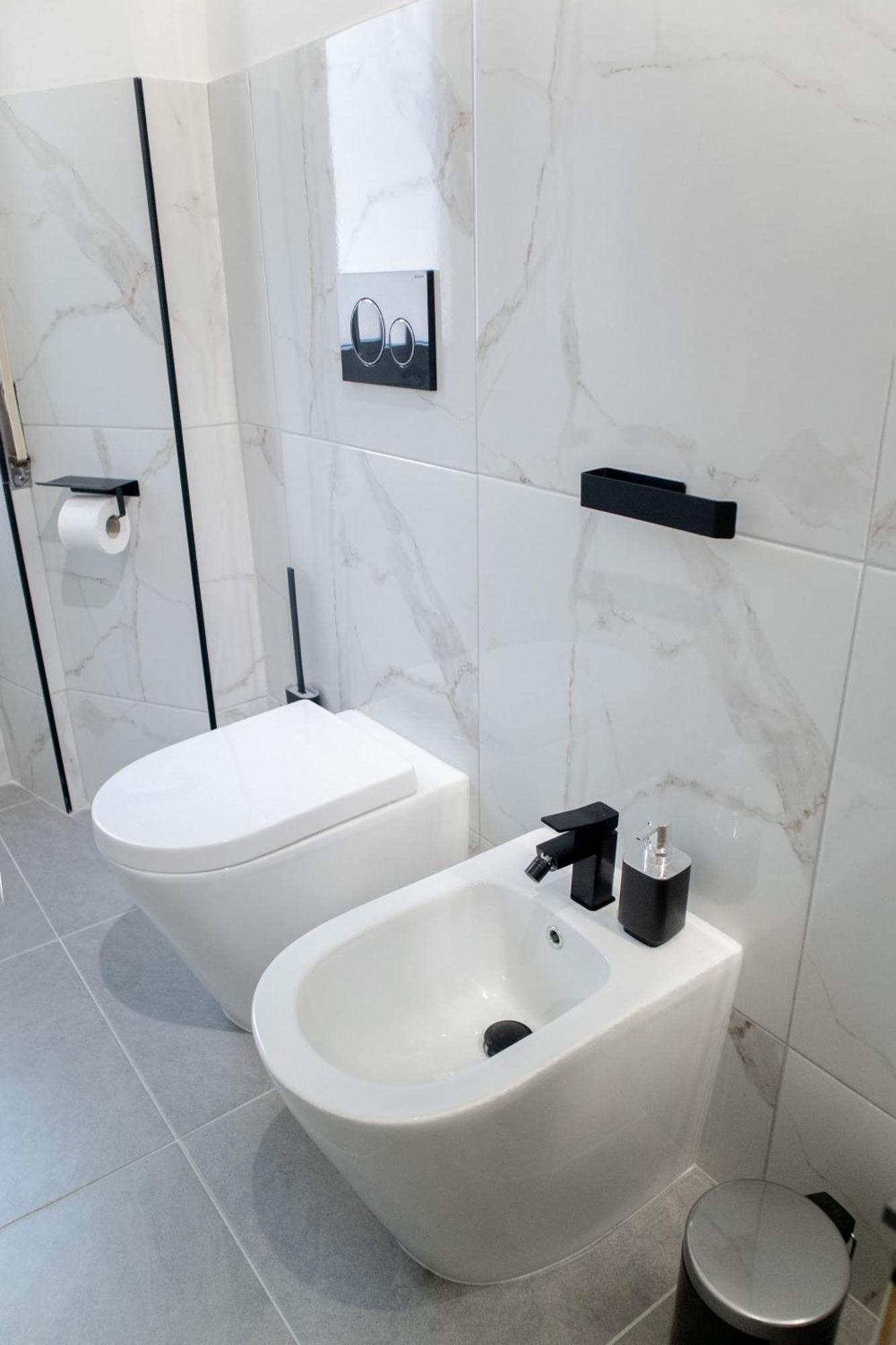 Sara'S Home - Modern Apartment Near Metro, Perfect For Families And Groups In Рим Экстерьер фото