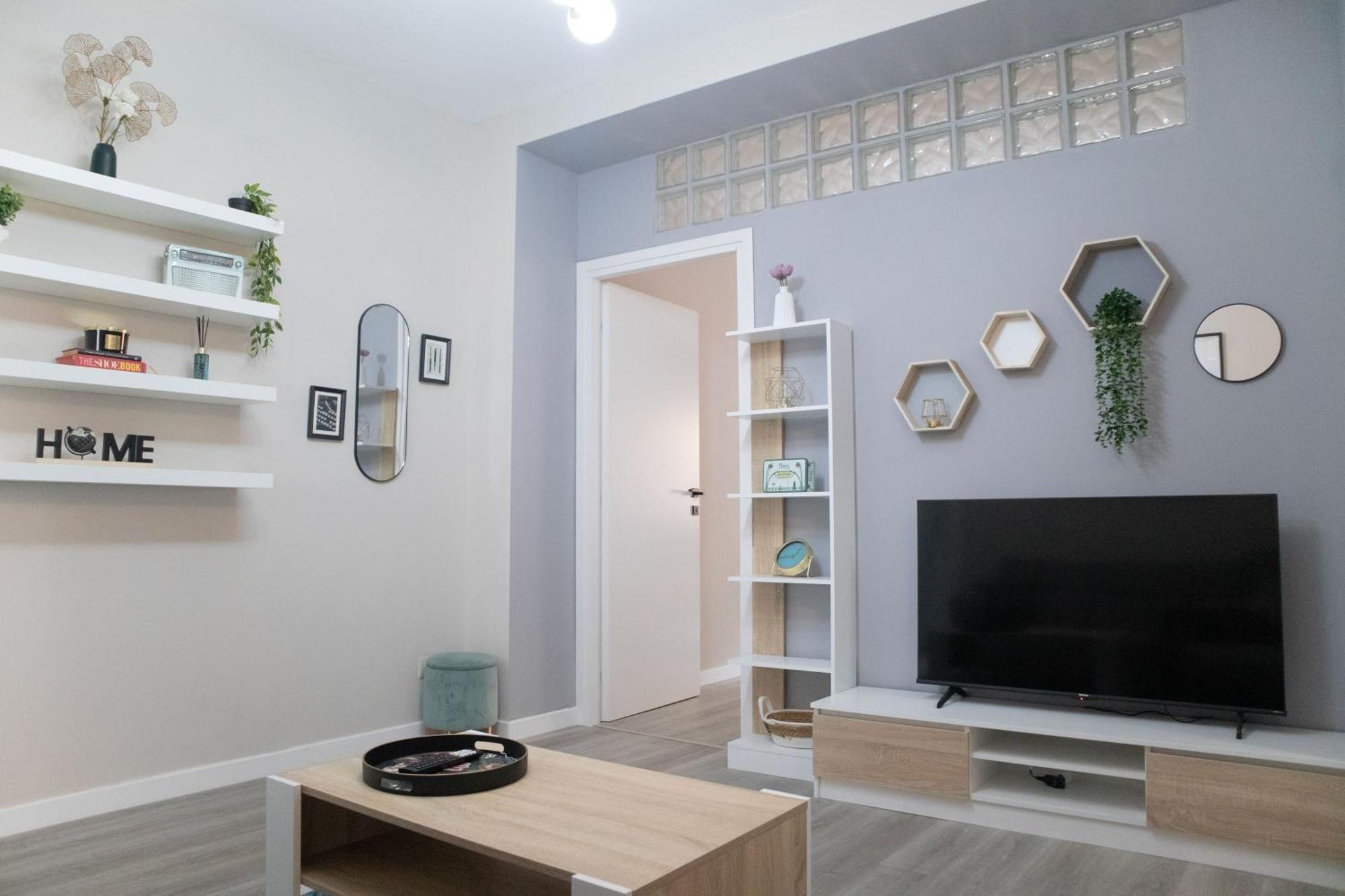Sara'S Home - Modern Apartment Near Metro, Perfect For Families And Groups In Рим Экстерьер фото