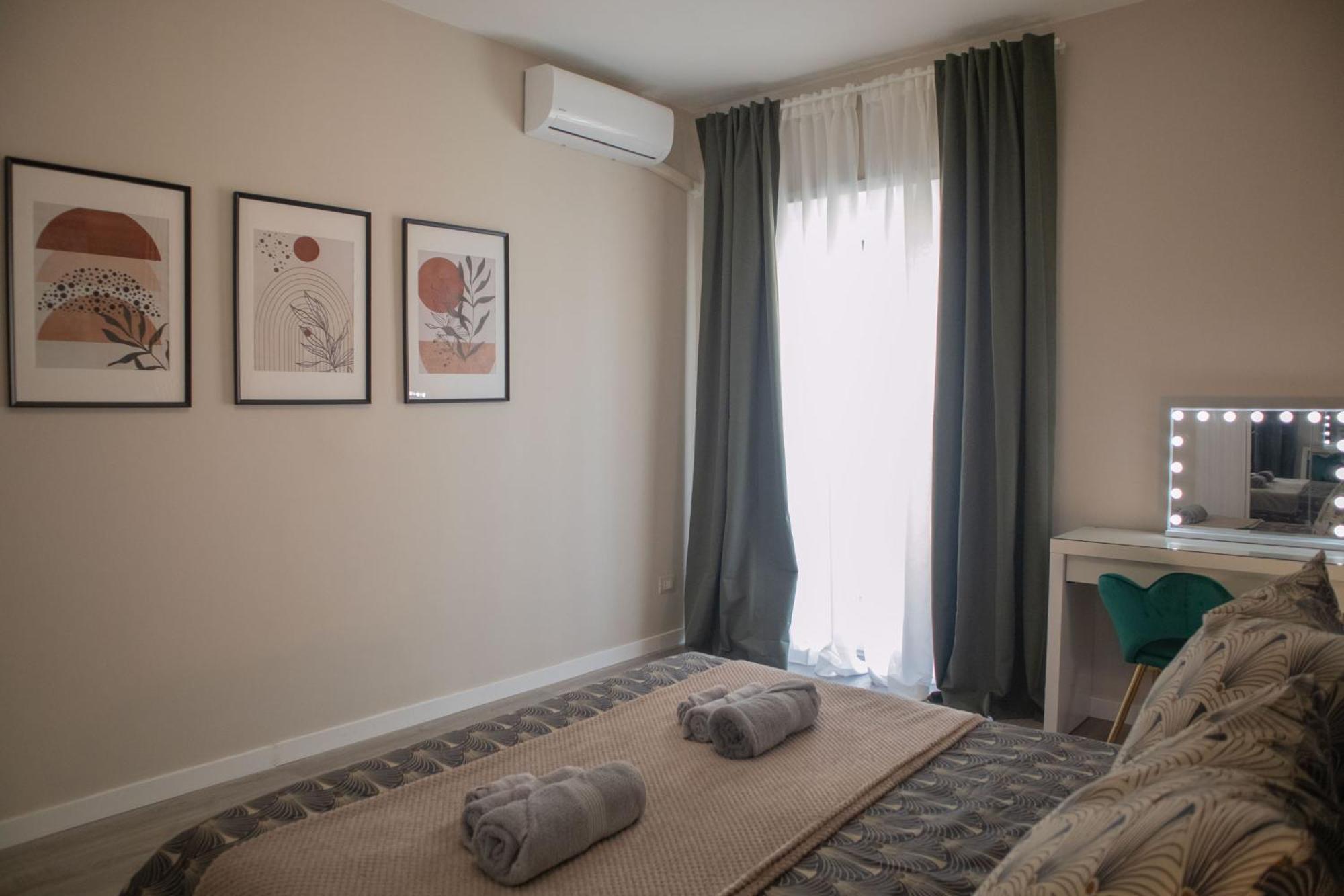 Sara'S Home - Modern Apartment Near Metro, Perfect For Families And Groups In Рим Экстерьер фото